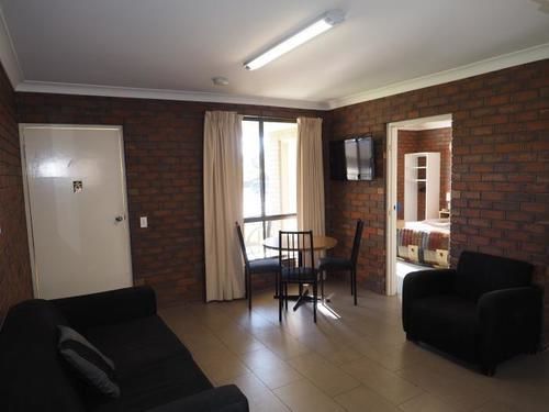 سوان هيل Jacaranda Holiday Units المظهر الخارجي الصورة